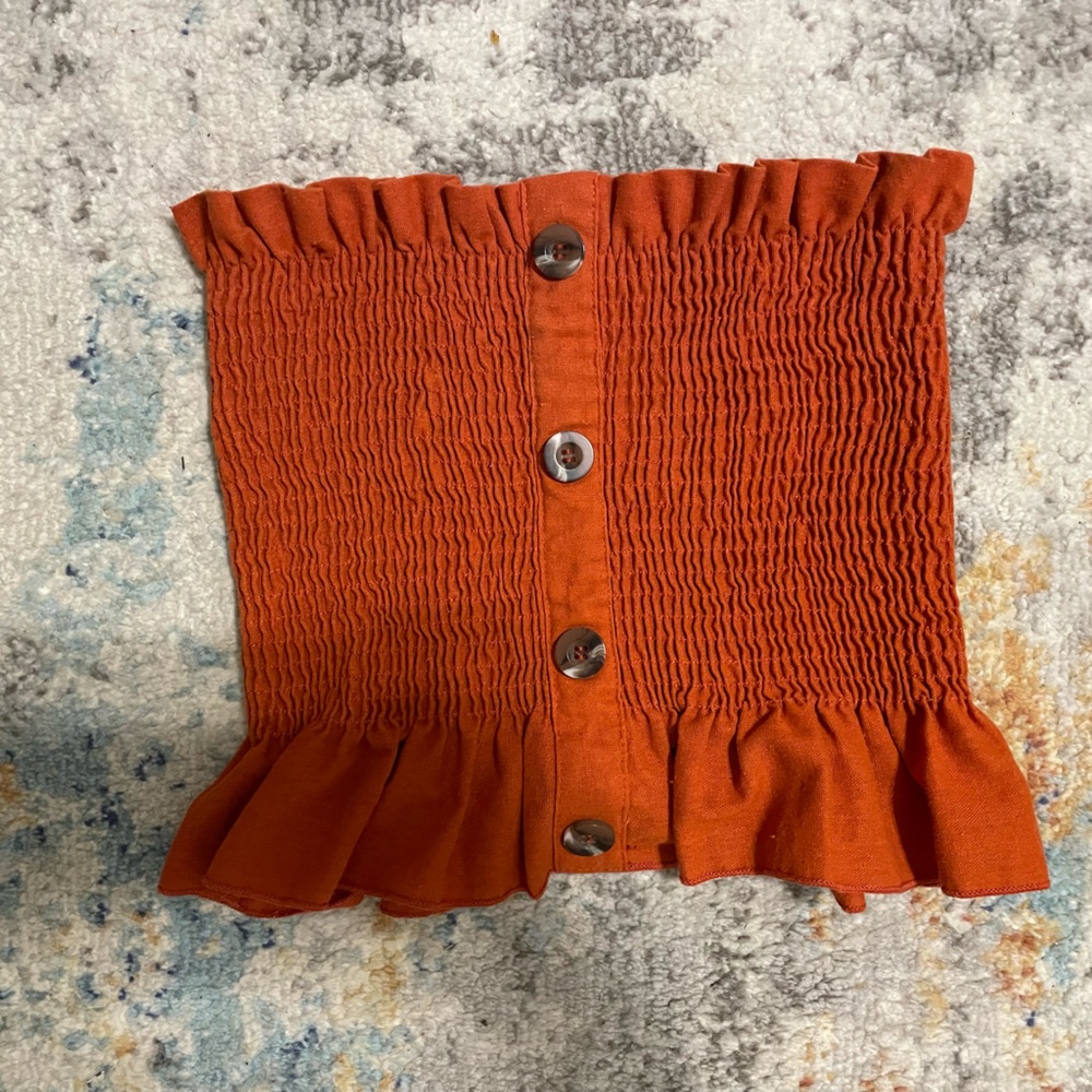 Ruffle crop